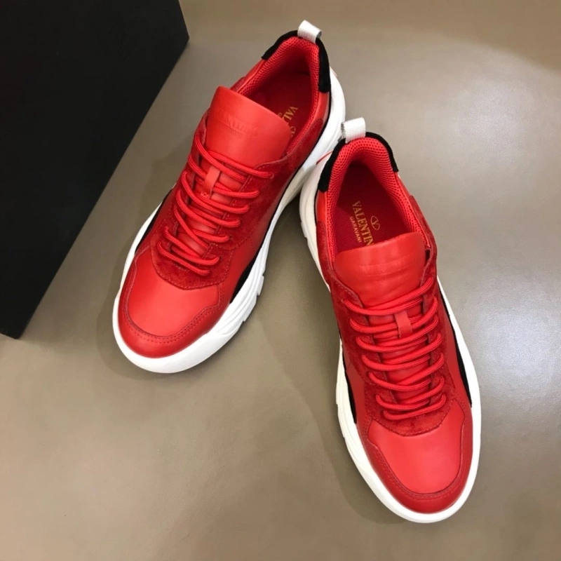 Versatile Vxlxntino Sneakers 231251