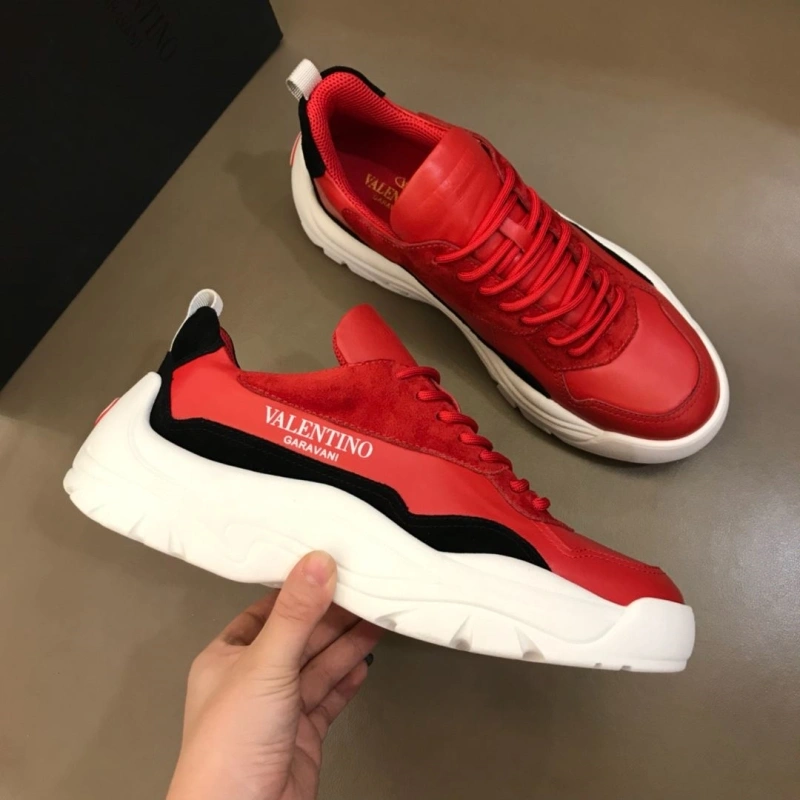 Versatile Vxlxntino Sneakers 231251