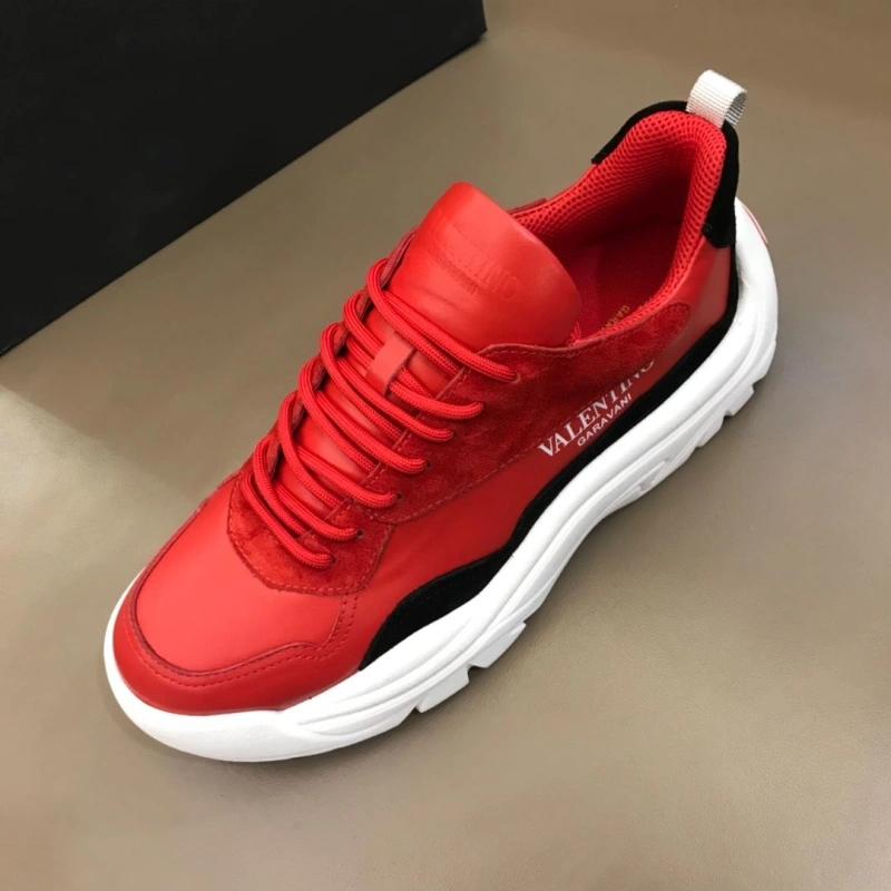 Versatile Vxlxntino Sneakers 231251