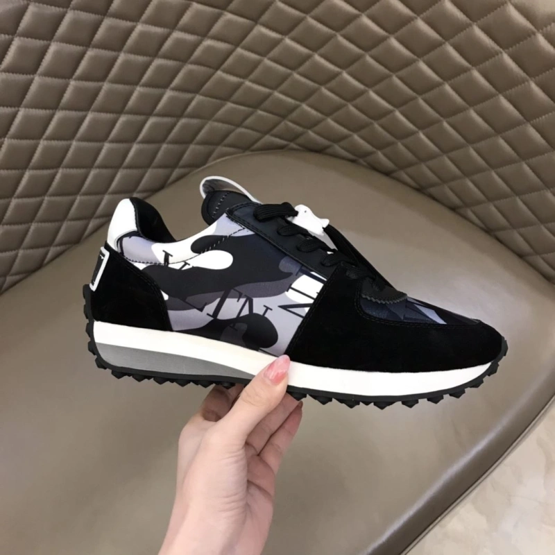 Practical Vxlxntino Sneakers 231241
