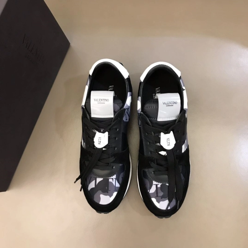 Practical Vxlxntino Sneakers 231241