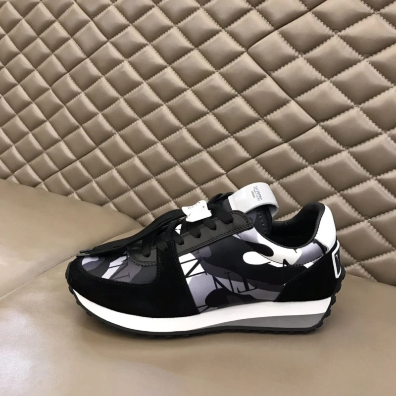 Practical Vxlxntino Sneakers 231241
