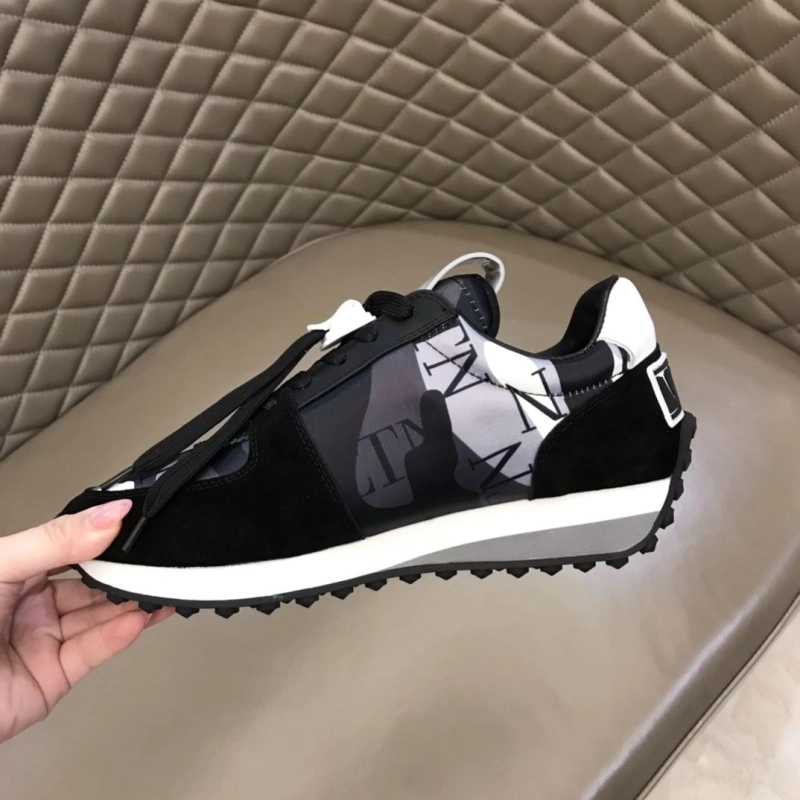 Practical Vxlxntino Sneakers 231241