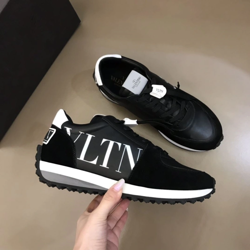Sleek Vxlxntino Sneakers 231234