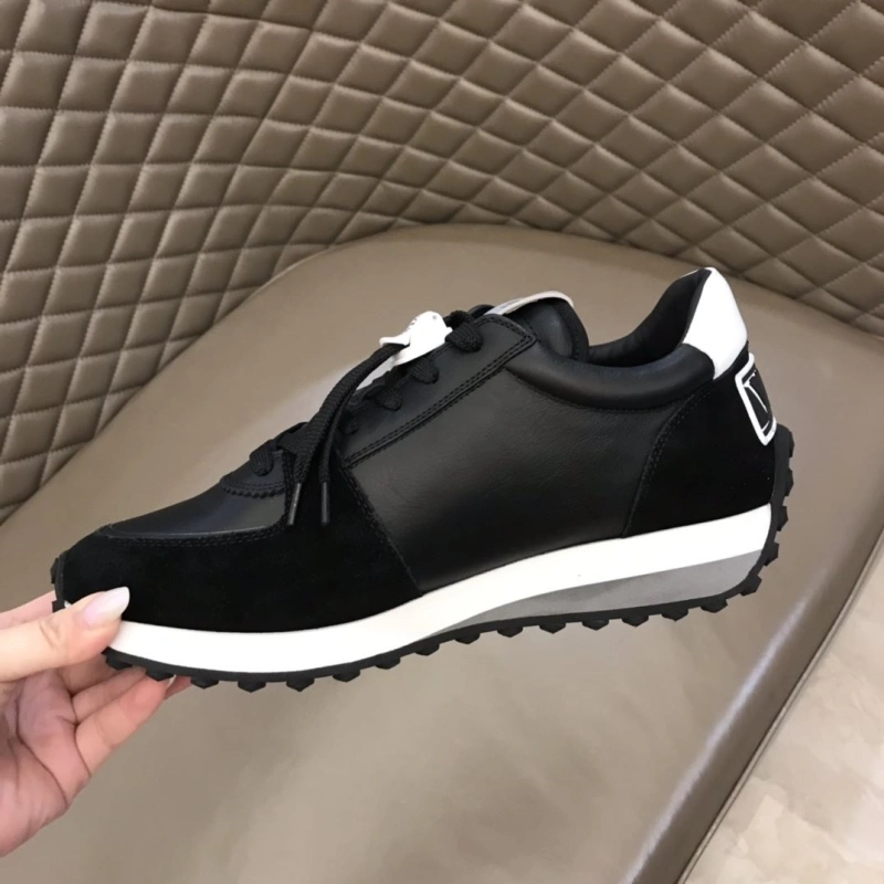Sleek Vxlxntino Sneakers 231234