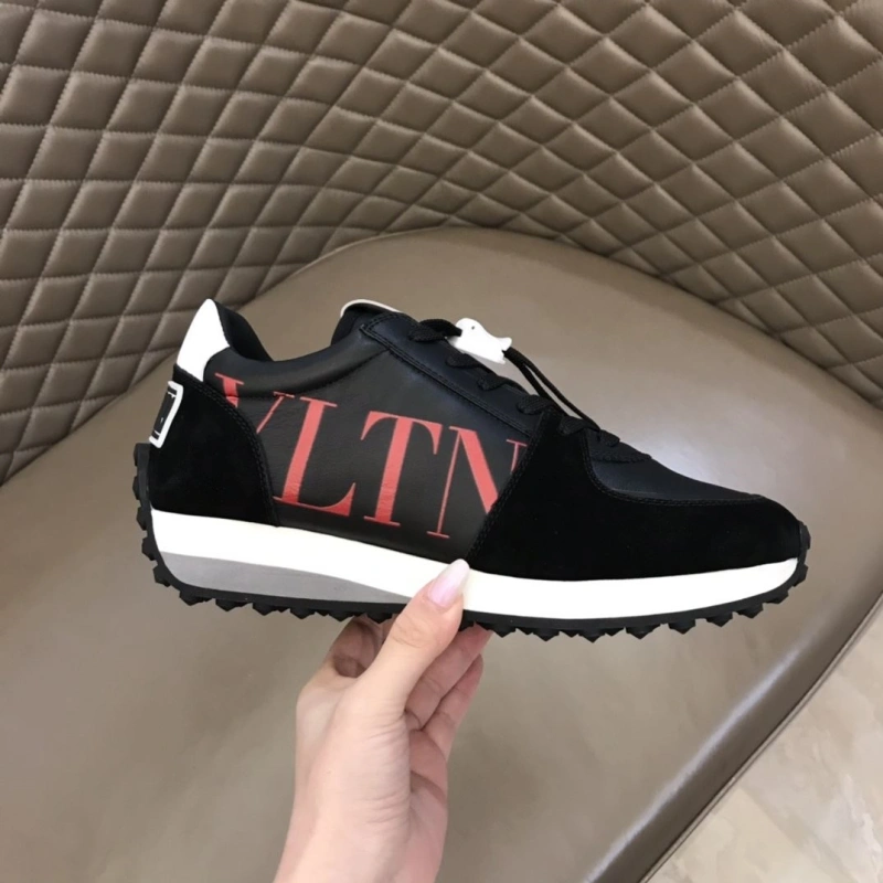 Sleek Vxlxntino Sneakers 231230