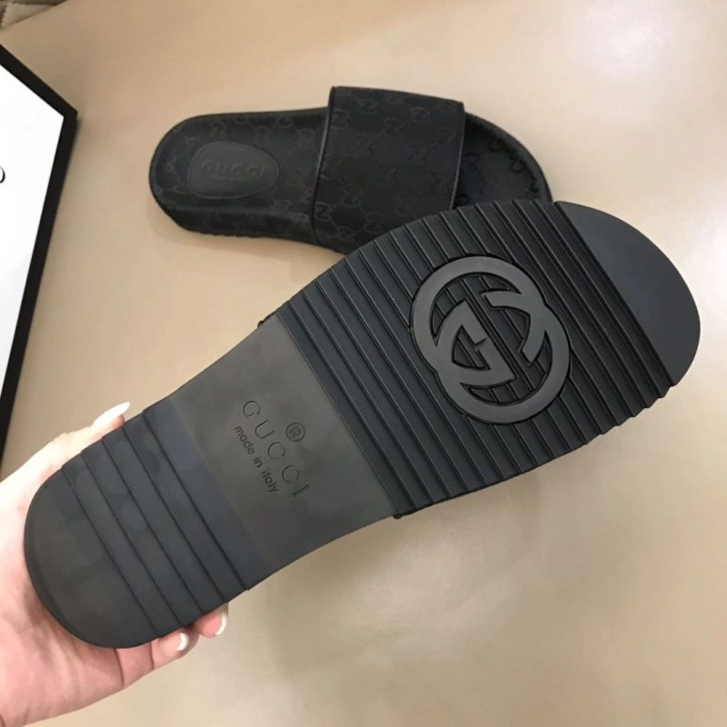 Bold Gxccx Slippers 159608