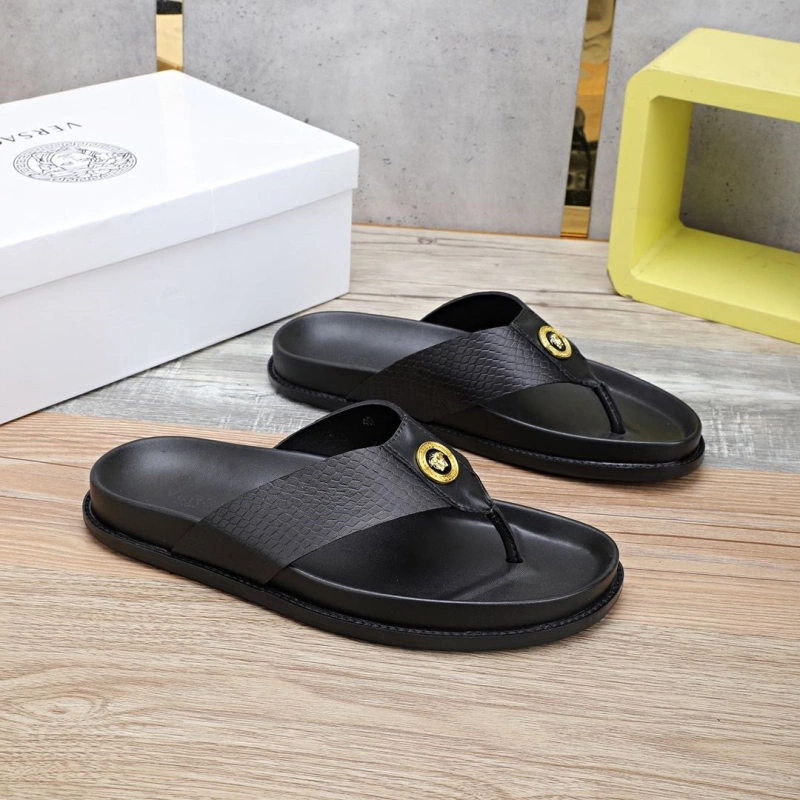 Compact Gxvxnchy Slippers 153509