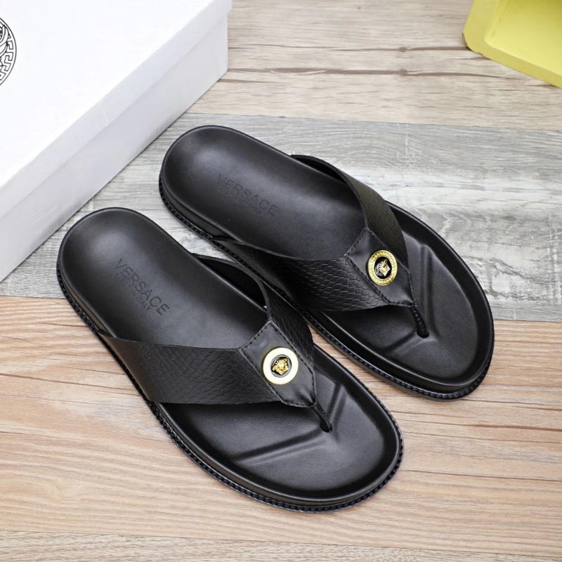Compact Gxvxnchy Slippers 153509