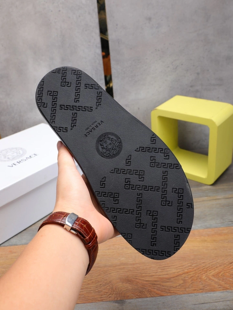 GoodFit Gxvxnchy Slippers 153506
