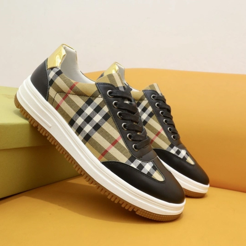 Cozy Bxrbxrry Sneakers 115190