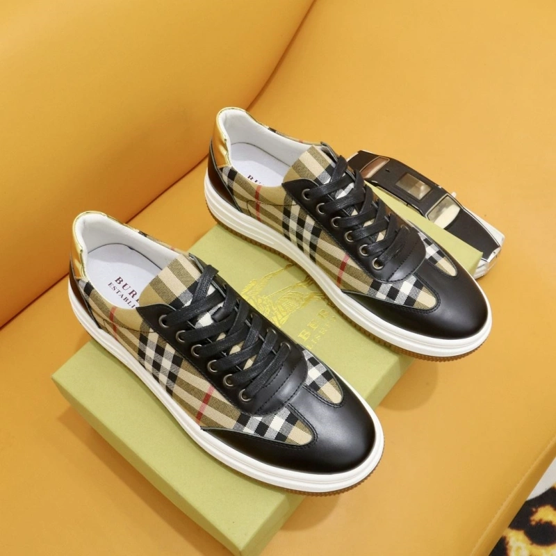 Cozy Bxrbxrry Sneakers 115190