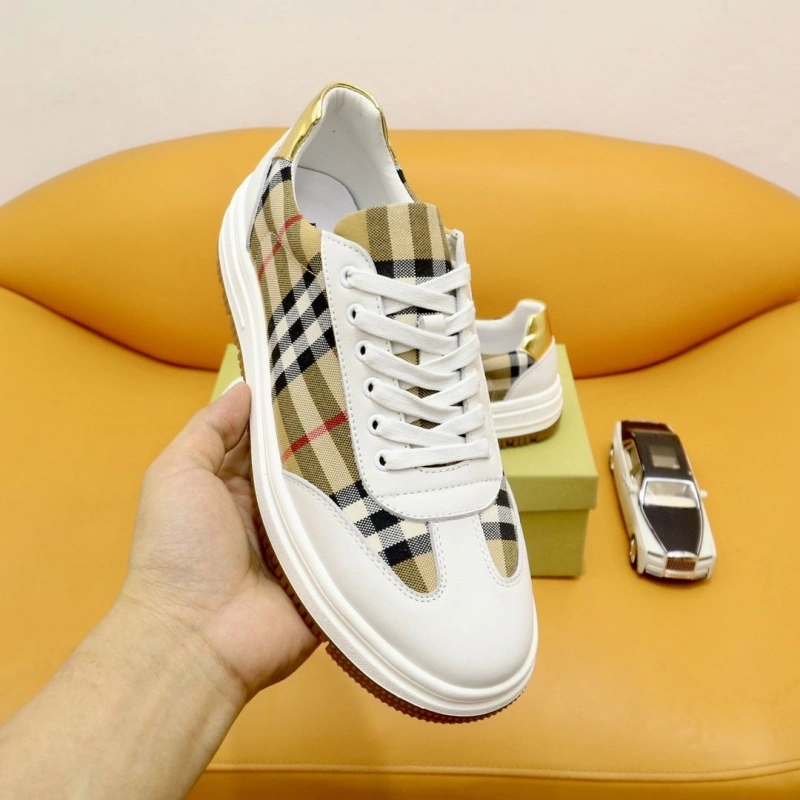 Trendsetting Bxrbxrry Sneakers 115183