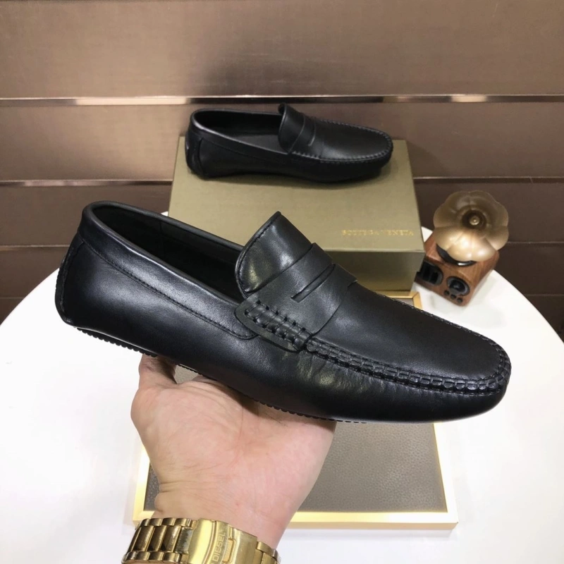 Lightweight Bxttxga Vxnxta Leather Shoes 113052