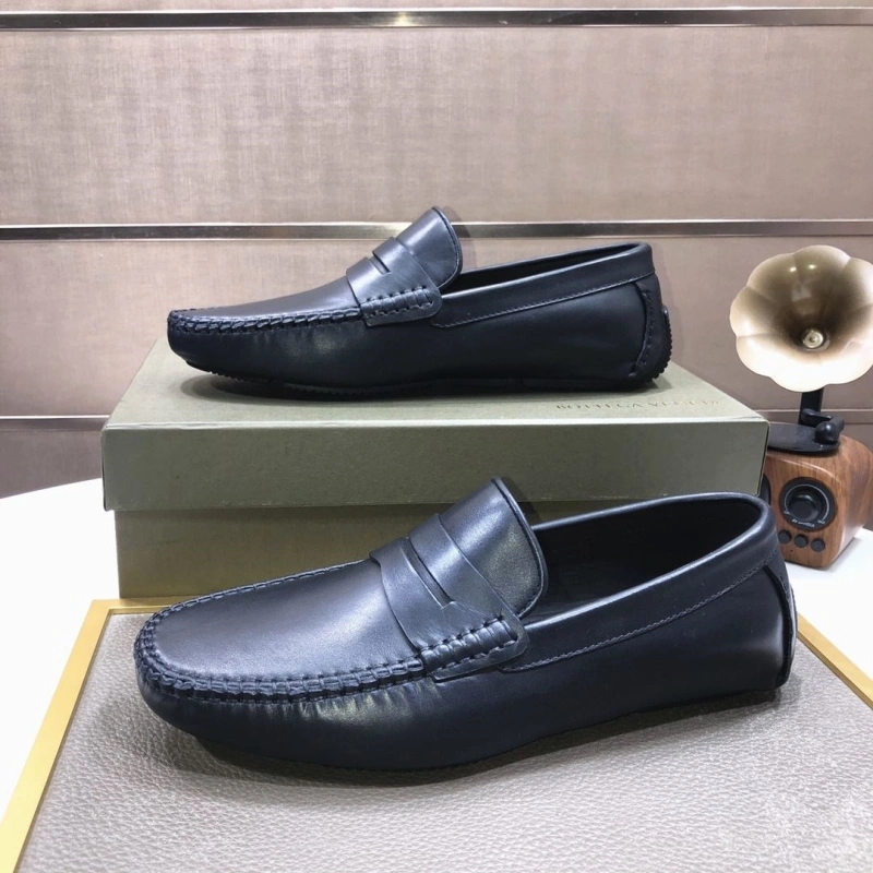 Lightweight Bxttxga Vxnxta Leather Shoes 113052