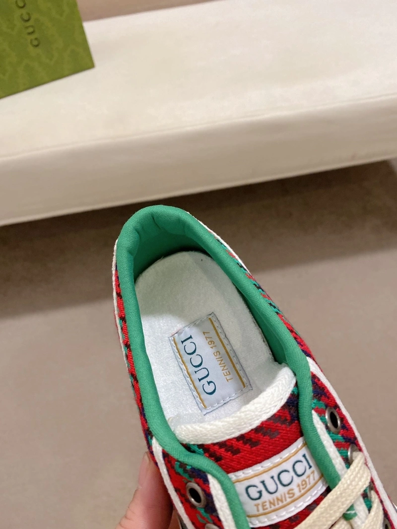 Gxccx Casual Shoes Vibrant 161144