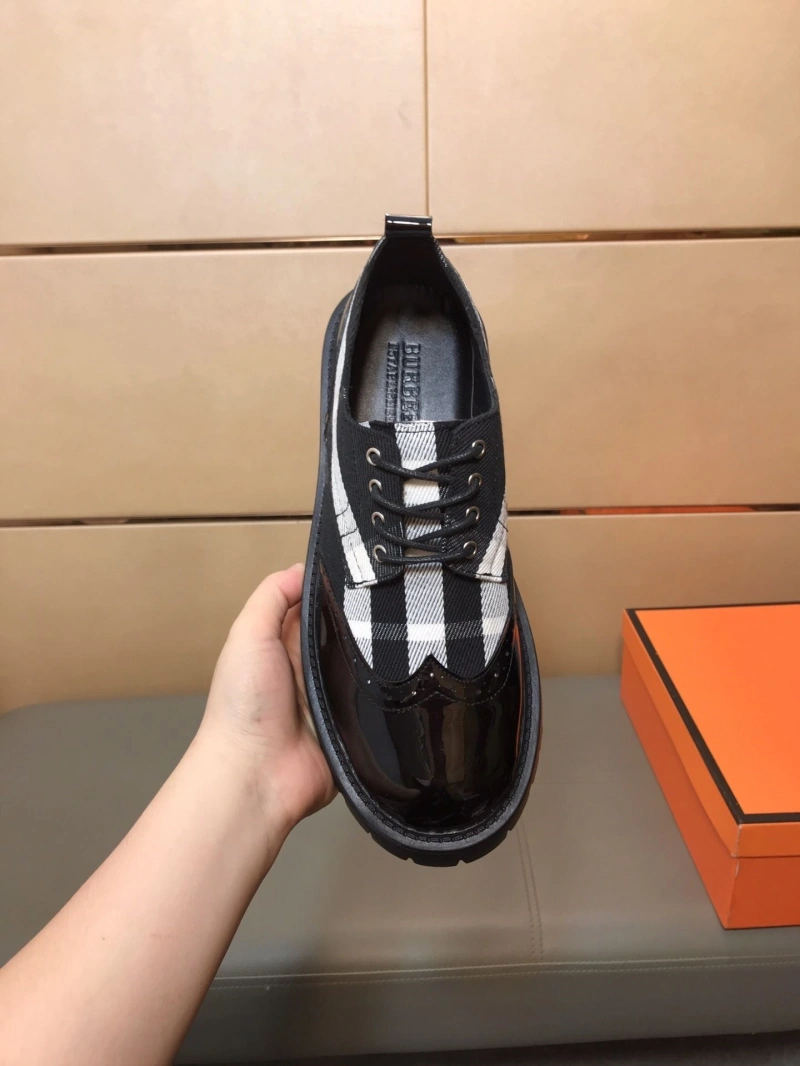 Stylish Gxccx Leather Shoes 160450