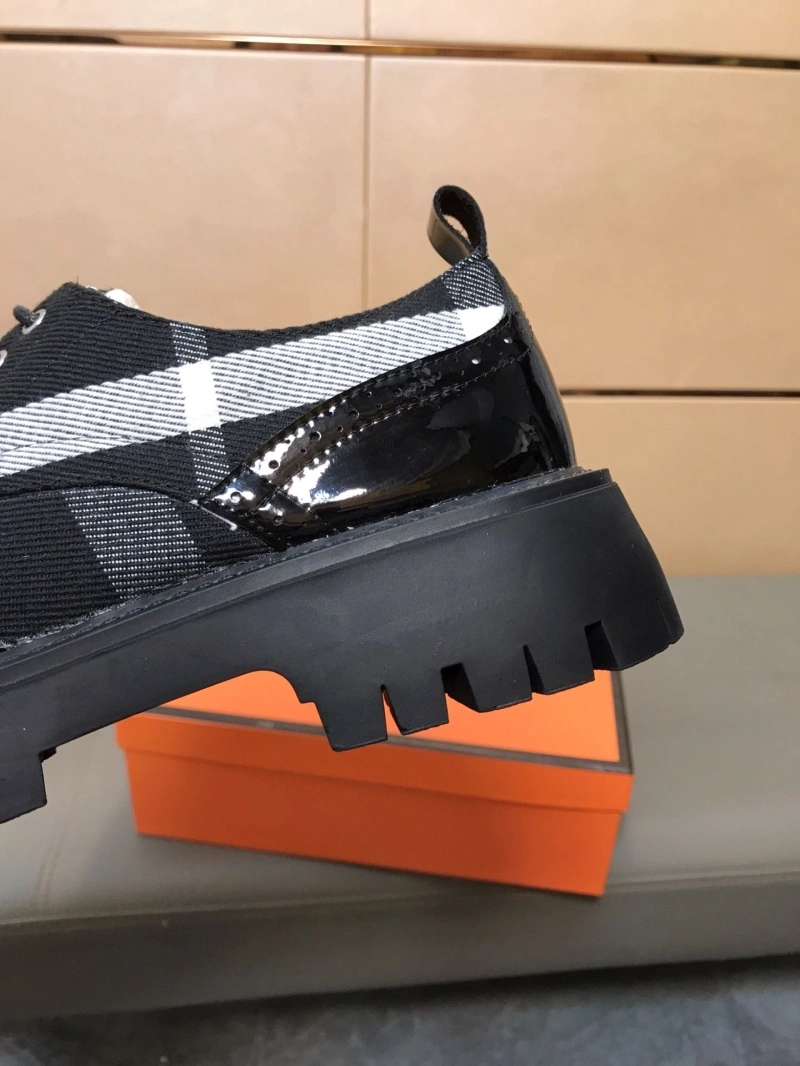Stylish Gxccx Leather Shoes 160450