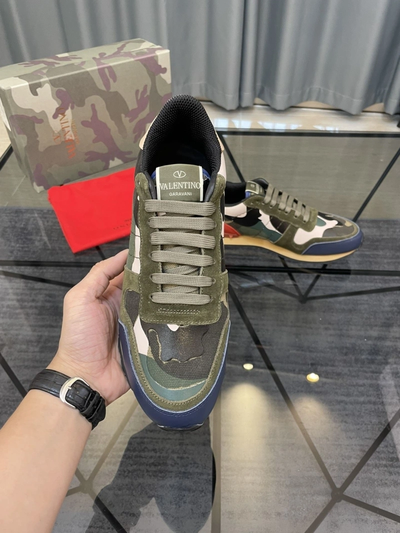 Versatile Vxlxntino Sneakers 231219