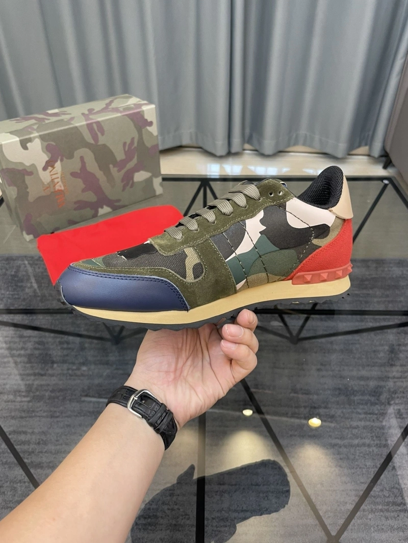 Versatile Vxlxntino Sneakers 231219