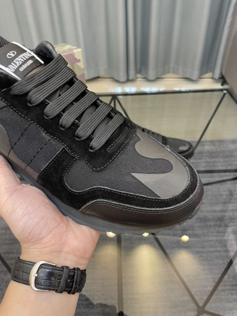 GoodFit Vxlxntino Sneakers 231214