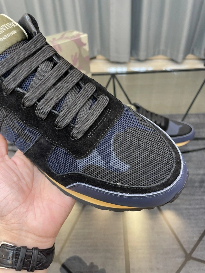 Vibrant Vxlxntino Sneakers 231185