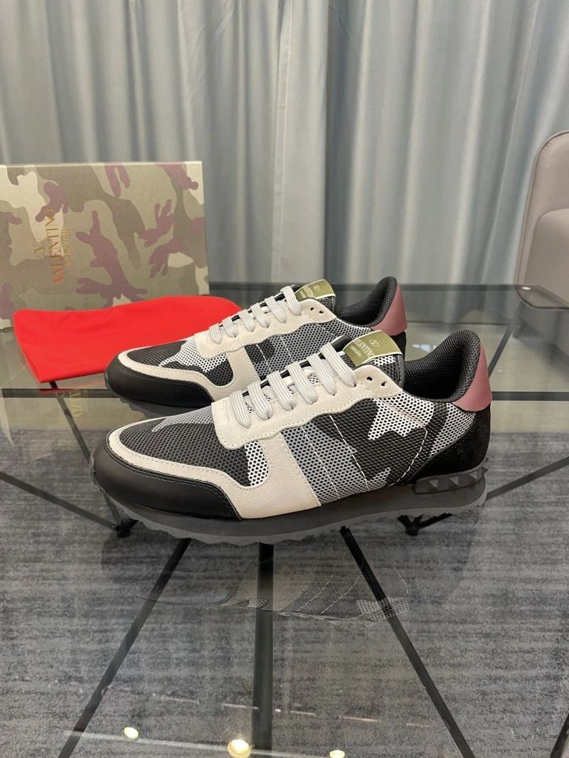 Unique Vxlxntino Sneakers 231191
