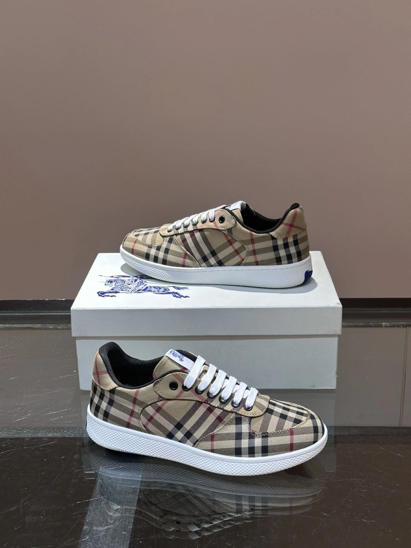 Classic Bxrbxrry Sneakers 115178