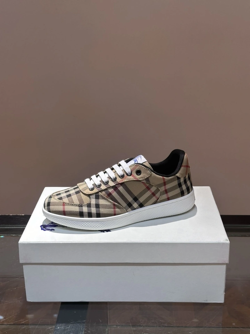 Classic Bxrbxrry Sneakers 115178