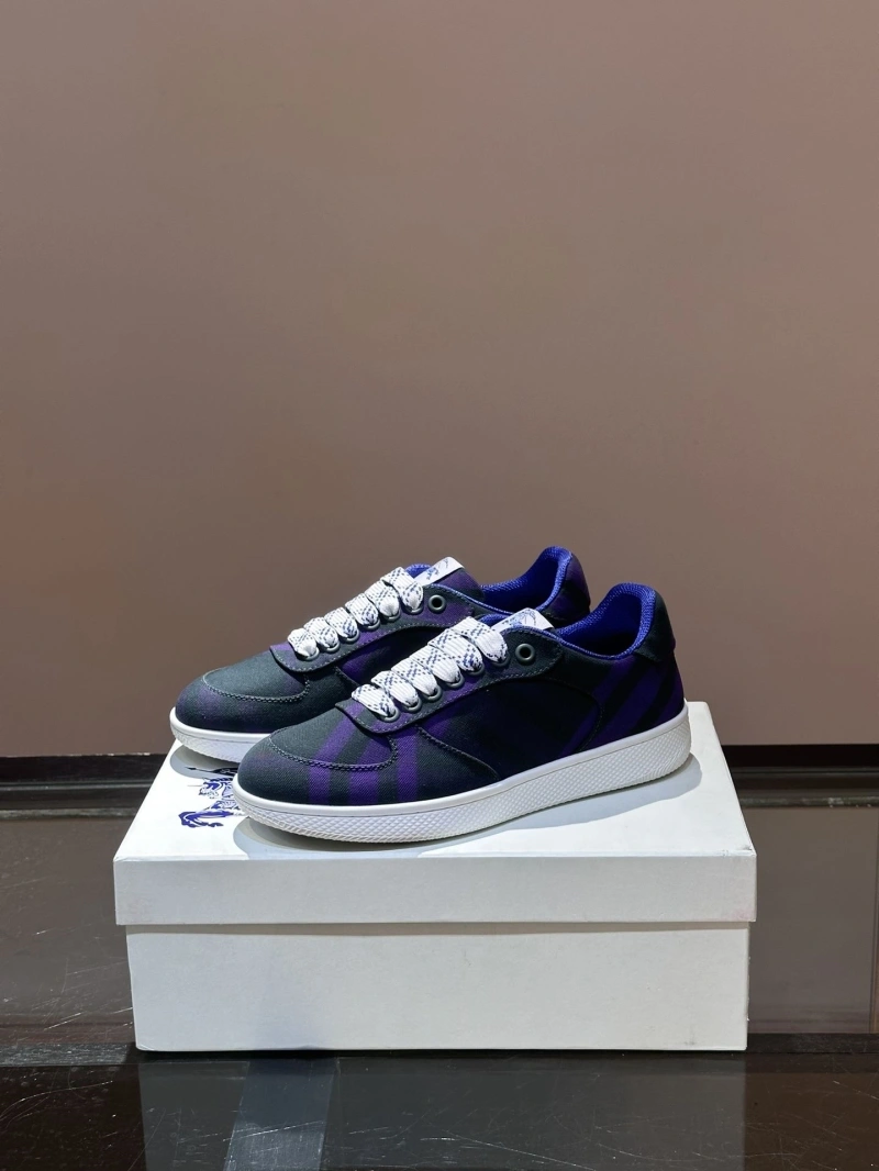 Bxrbxrry Sneakers Sleek 115177