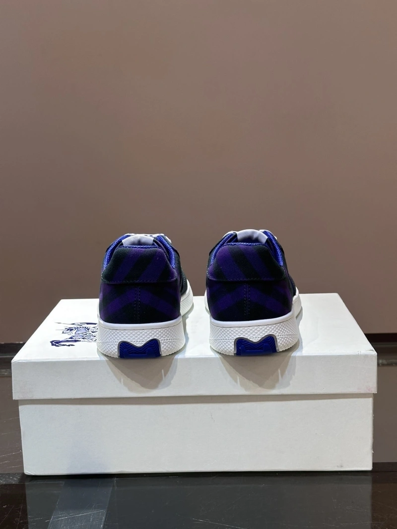 Bxrbxrry Sneakers Sleek 115177