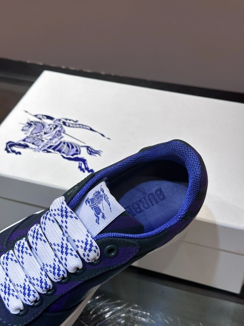 Bxrbxrry Sneakers Sleek 115177