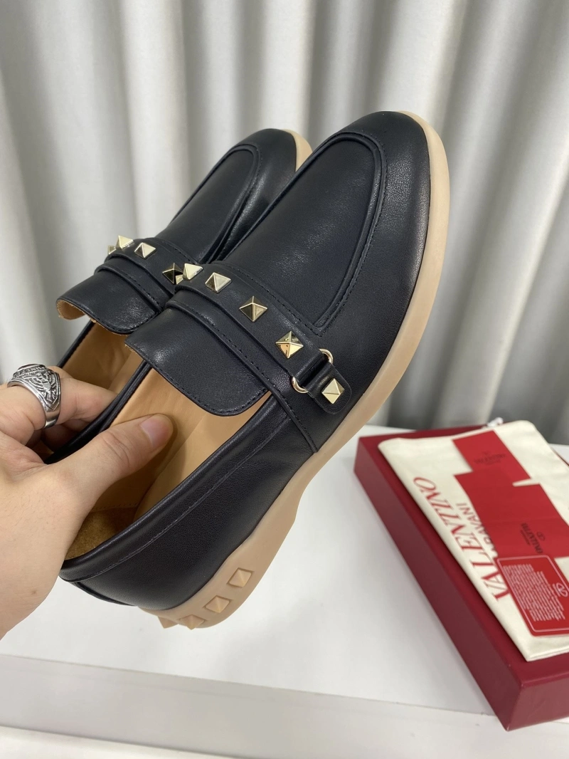 EyeCatching Vxlxntino Leather Shoes 231270