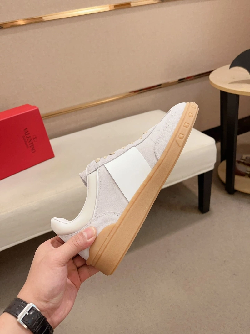 Practical Vxlxntino Sneakers 231186
