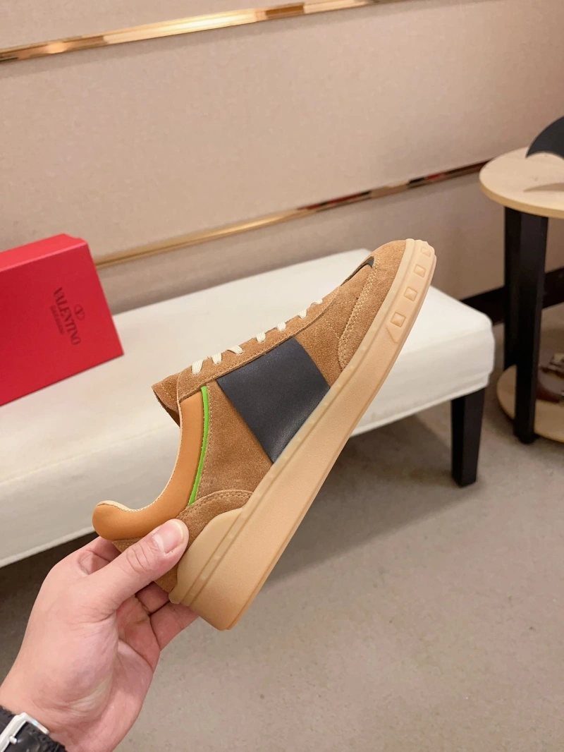 Bright Vxlxntino Sneakers 231187