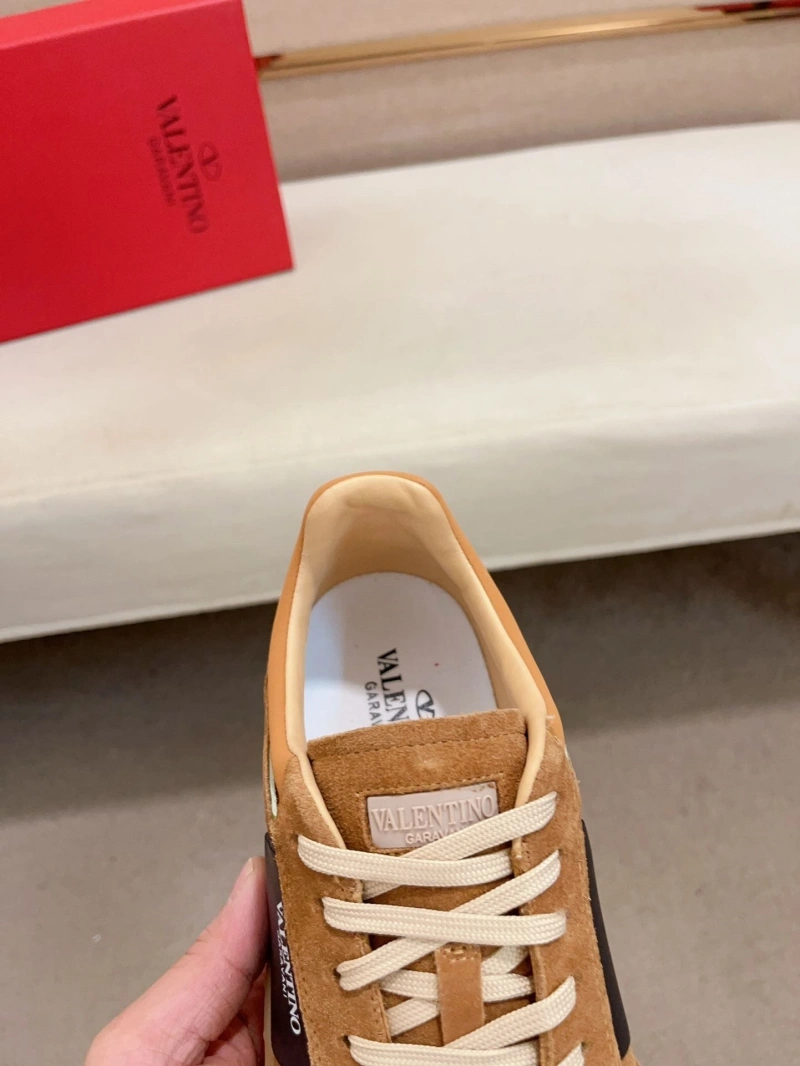 Bright Vxlxntino Sneakers 231187