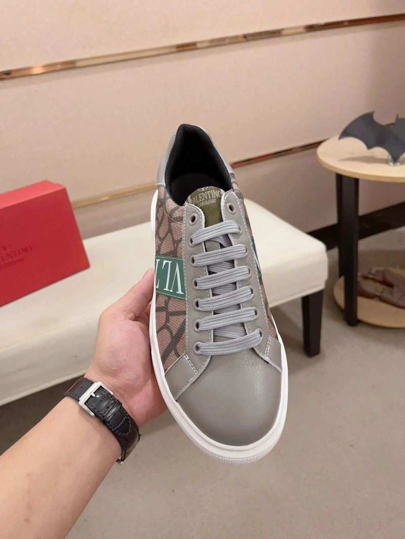 EyeCatching Vxlxntino Sneakers 231177
