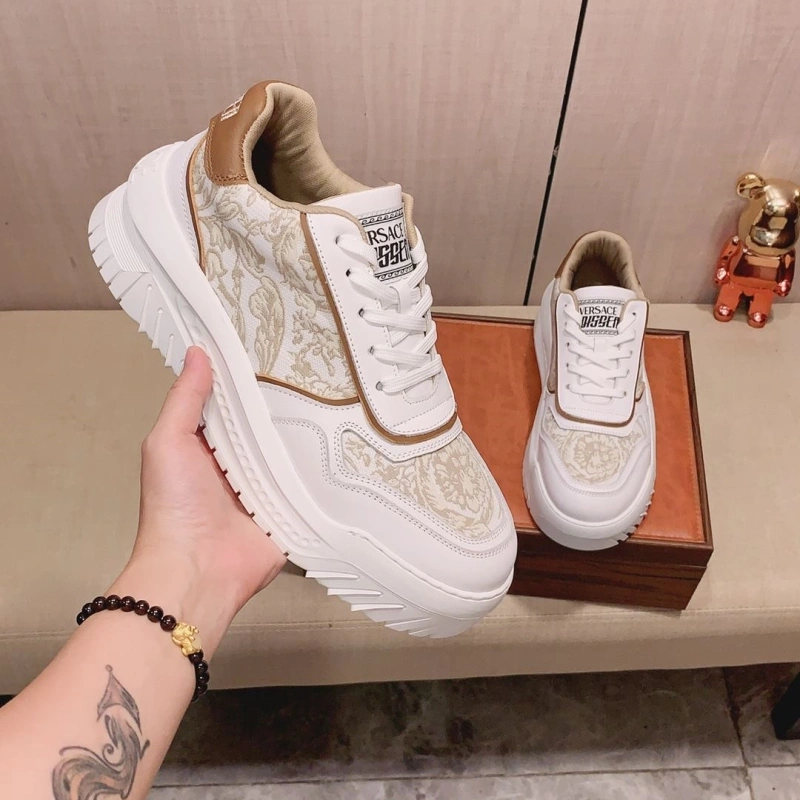 Gxvxnchy Sneakers Sophisticated 153461