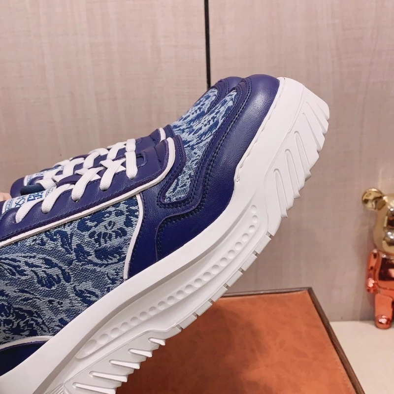 StreetReady Gxvxnchy Sneakers 153458