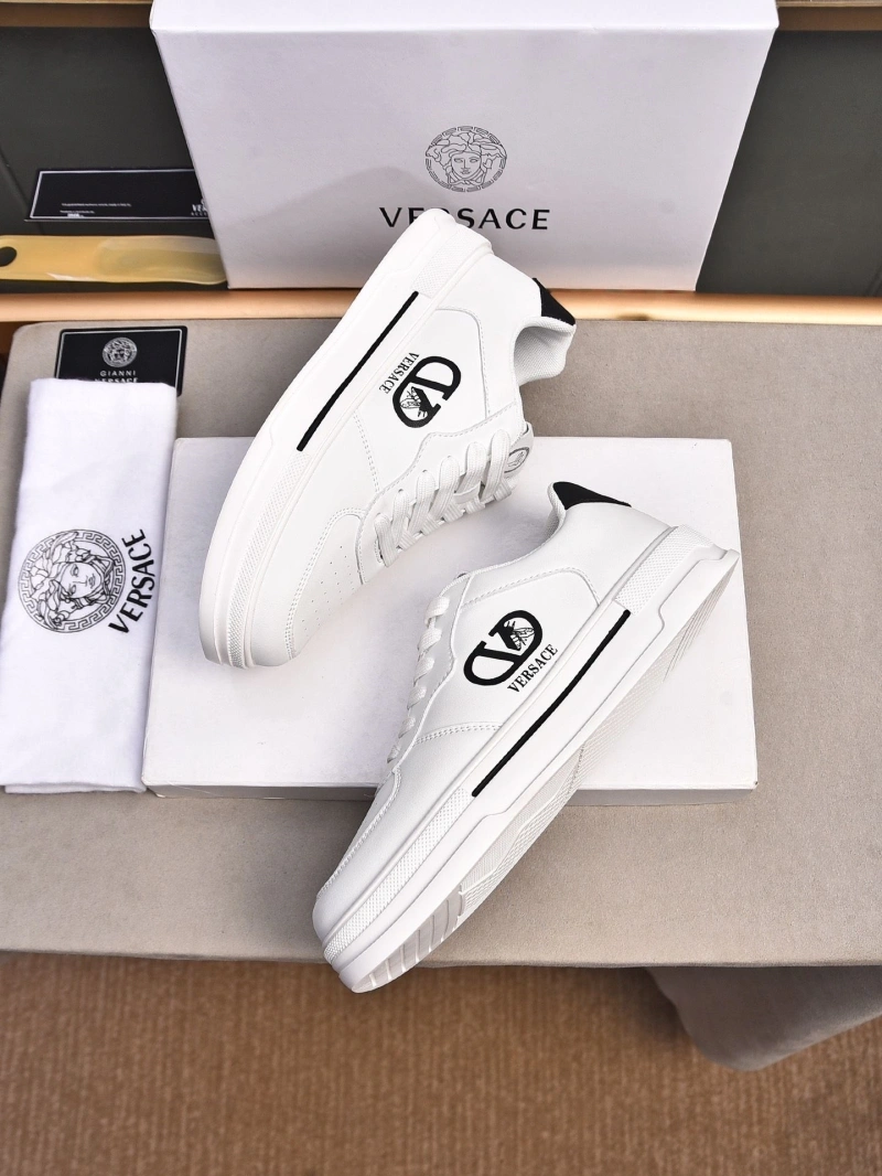 Vibrant Gxvxnchy Sneakers 153484
