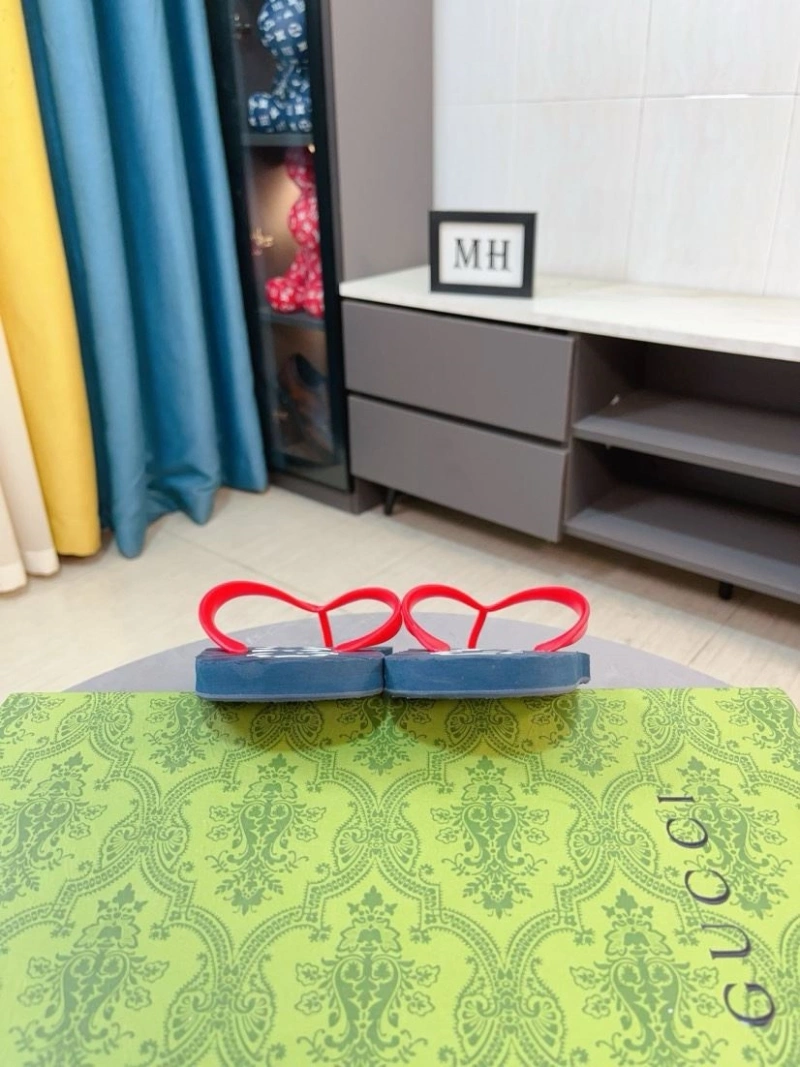 EyeCatching Gxccx Slippers 159610
