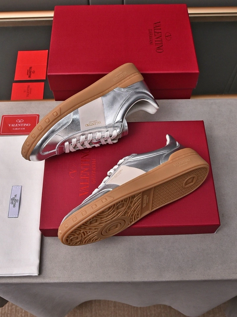 Timeless Vxlxntino Sneakers 231176