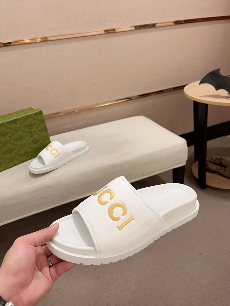 Fashionable Gxccx Slippers 159604