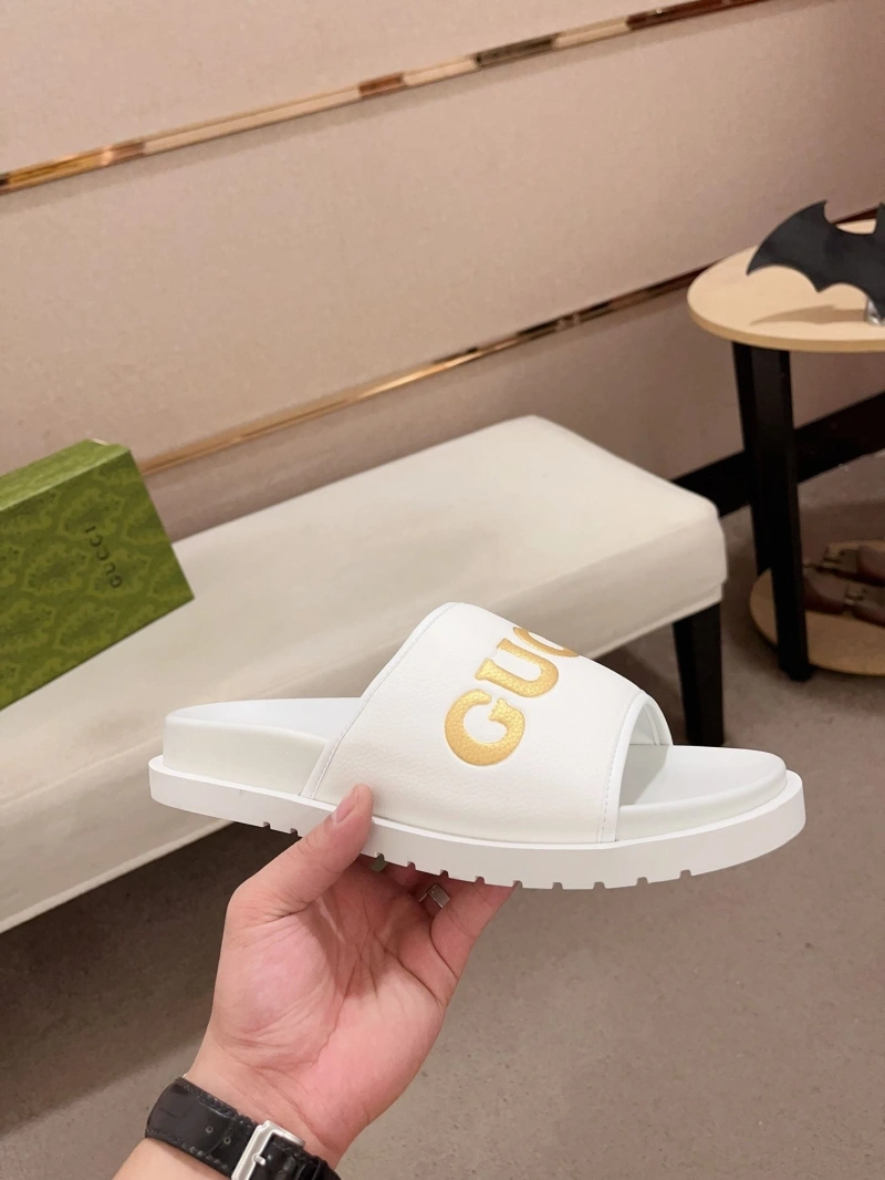 Fashionable Gxccx Slippers 159604
