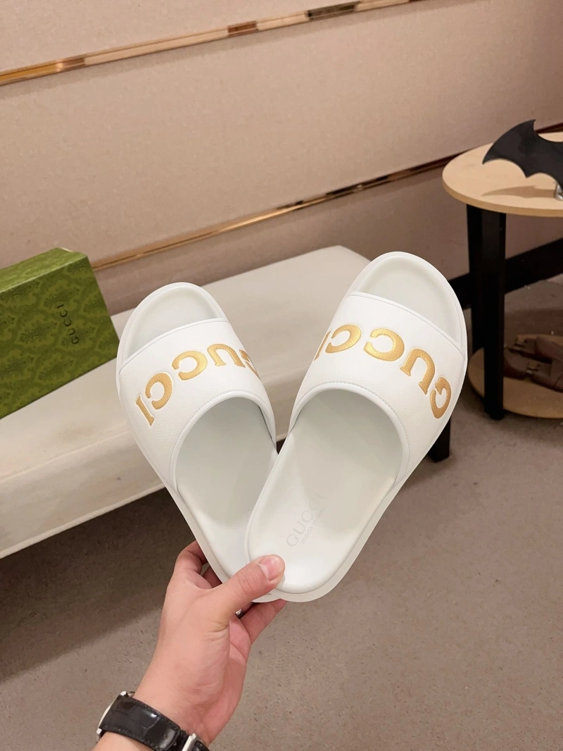 Fashionable Gxccx Slippers 159604
