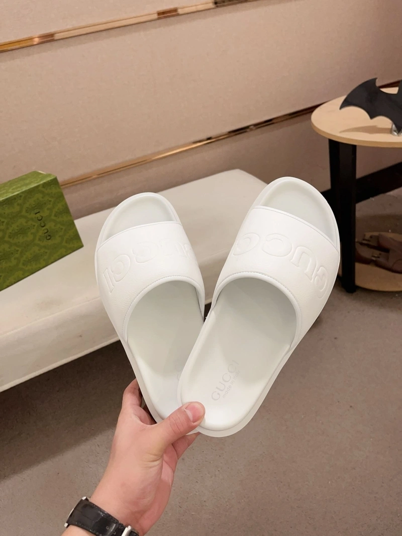 Resilient Gxccx Slippers 159589