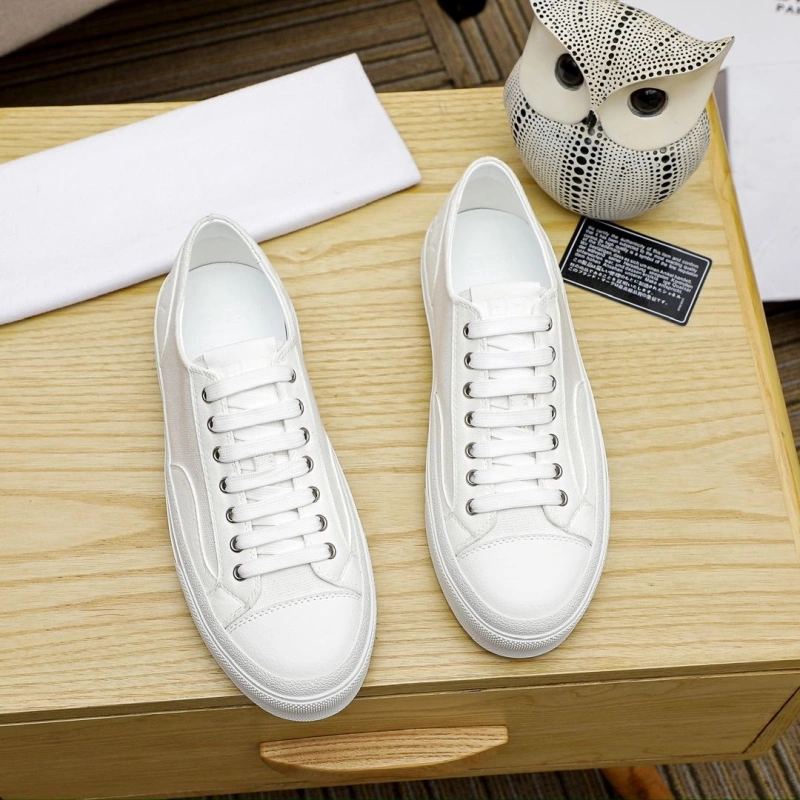Gxvxnchy Sneakers NewStyle 153454