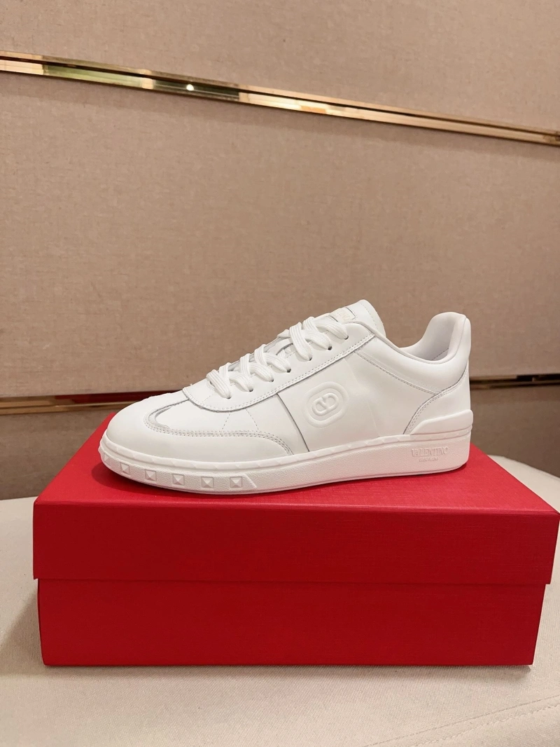 Soft Vxlxntino Sneakers 231171