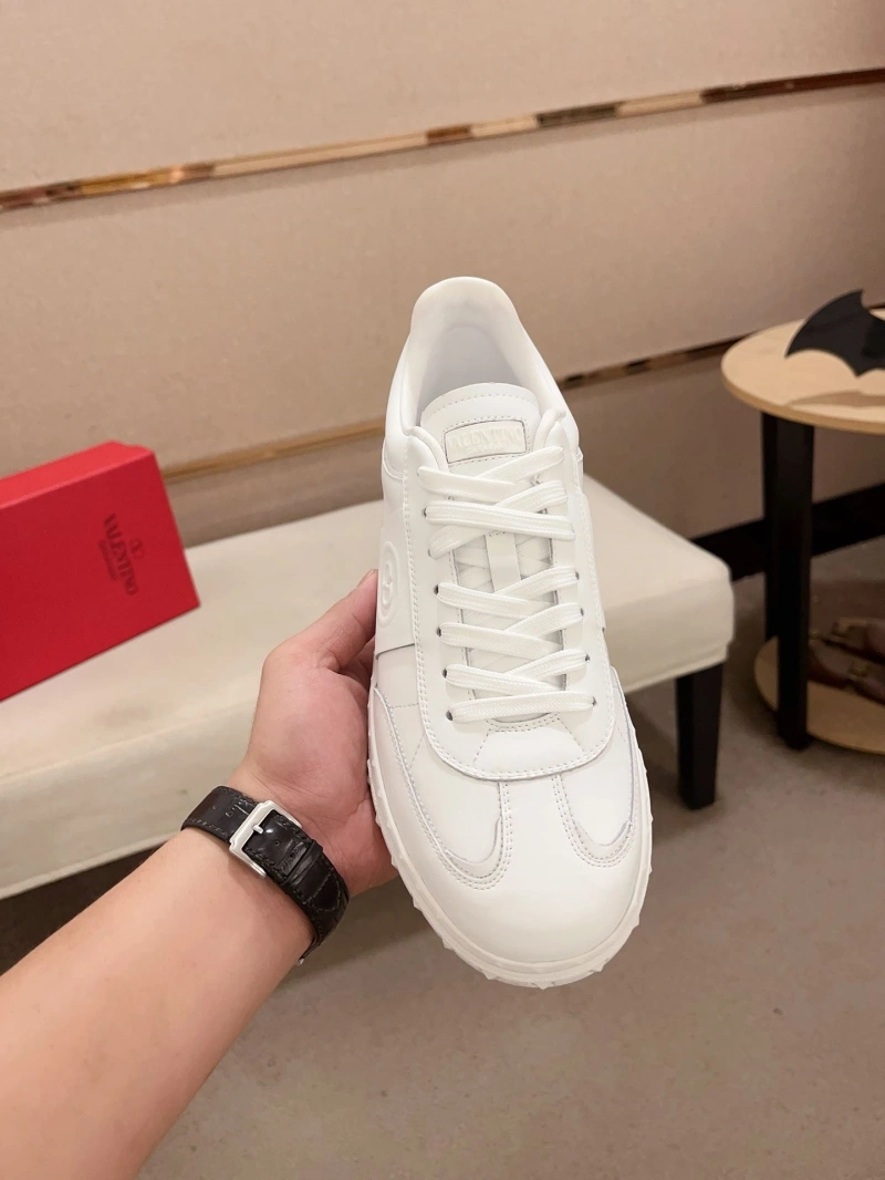 Soft Vxlxntino Sneakers 231171