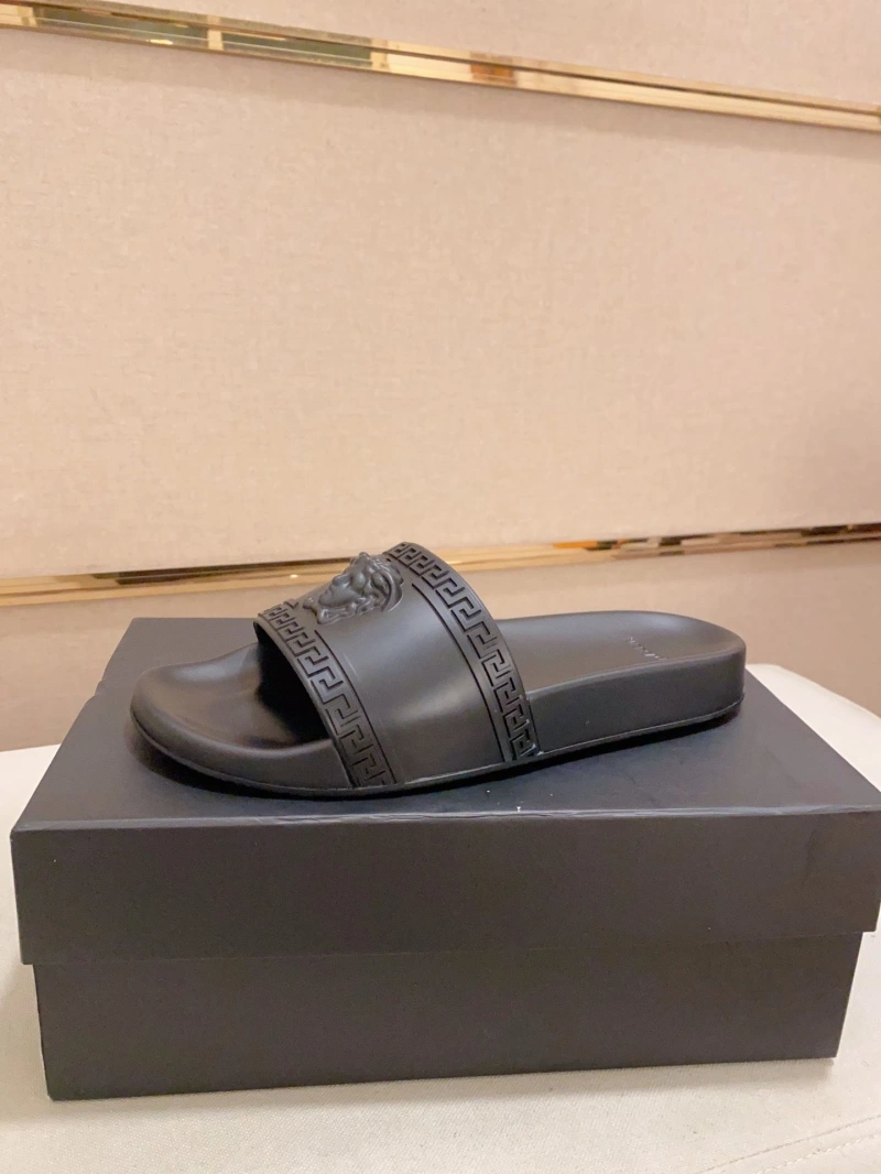 Gxvxnchy Slippers Compact 153505